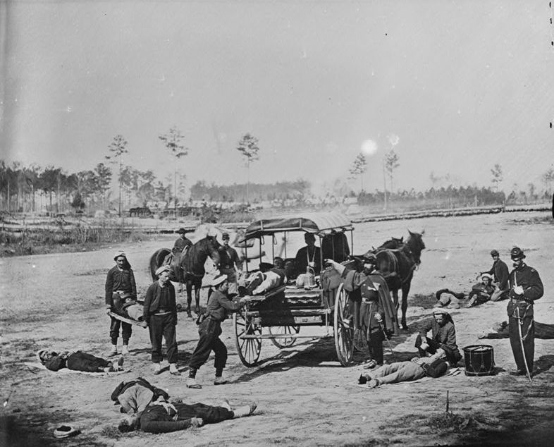 Ambulance Corps removing wounded